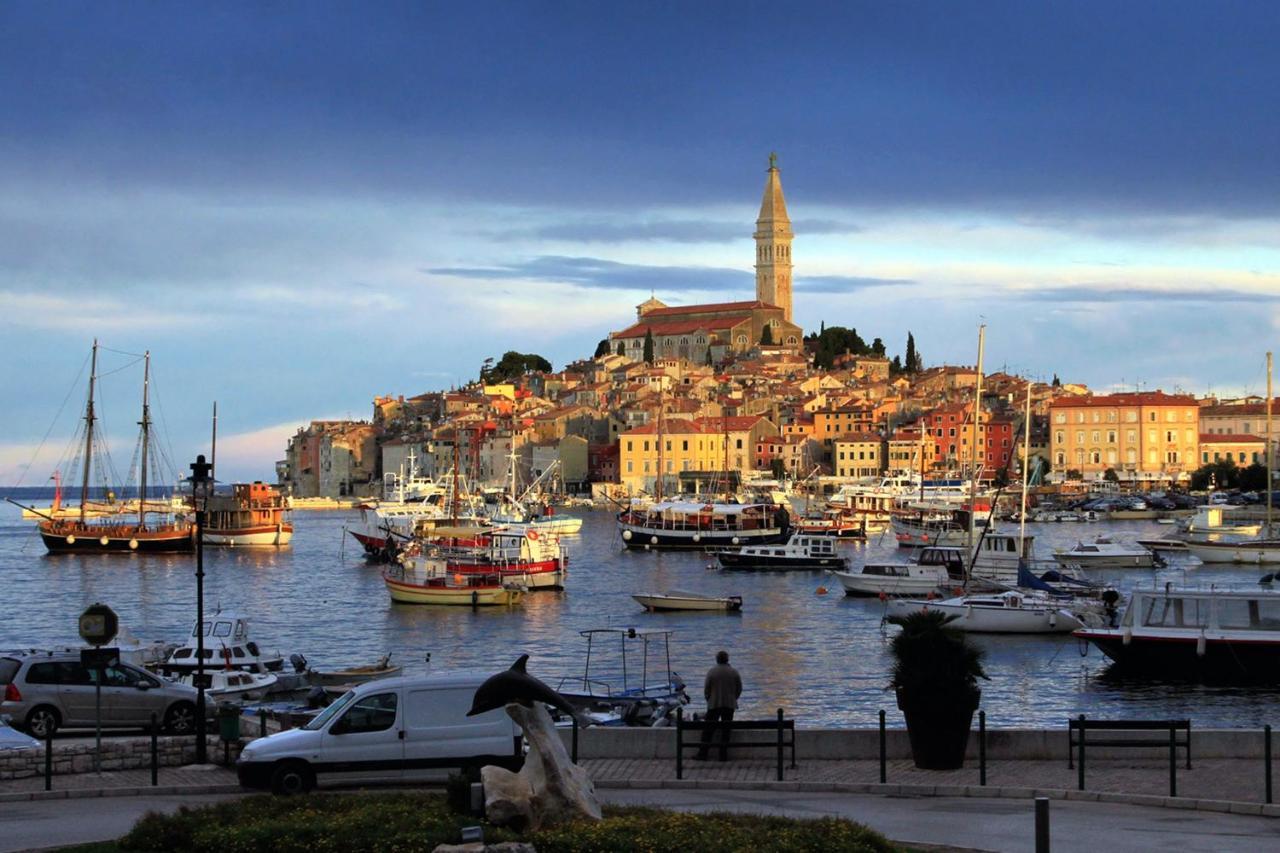 Apartments And Rooms By The Sea Rovinj - 19183 Екстериор снимка