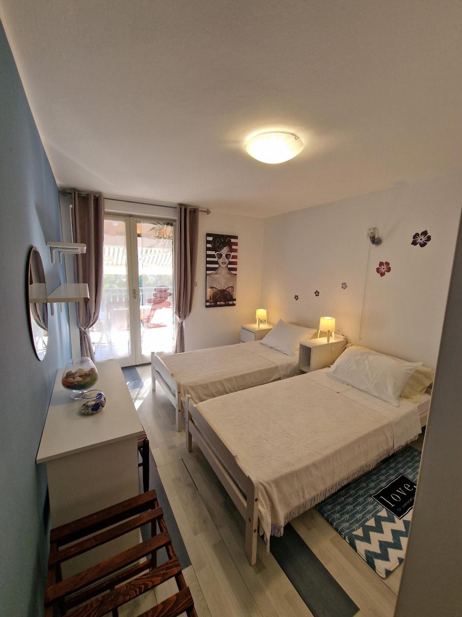 Apartments And Rooms By The Sea Rovinj - 19183 Екстериор снимка